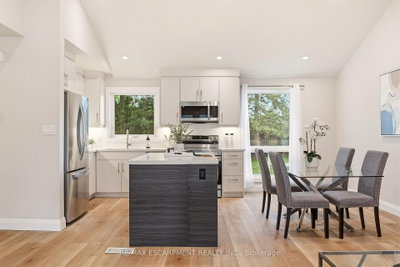 99 Byron Avenue • Hamilton, ON photo 9