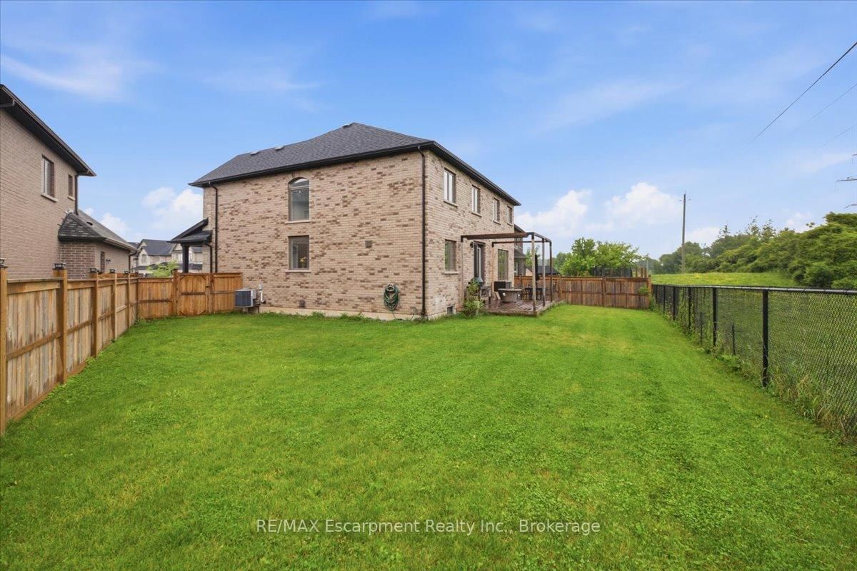 46 Dougherty Court • Hamilton, ON photo 38