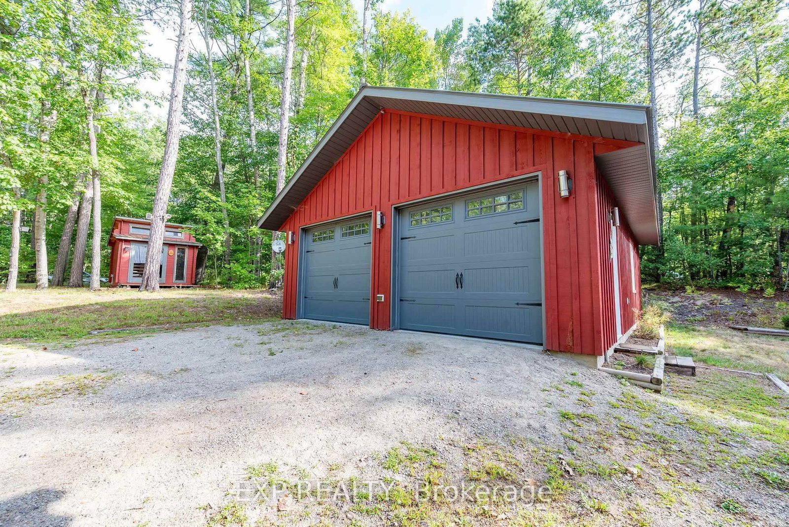 332 Lachlan Lane • Westmeath, ON photo 4