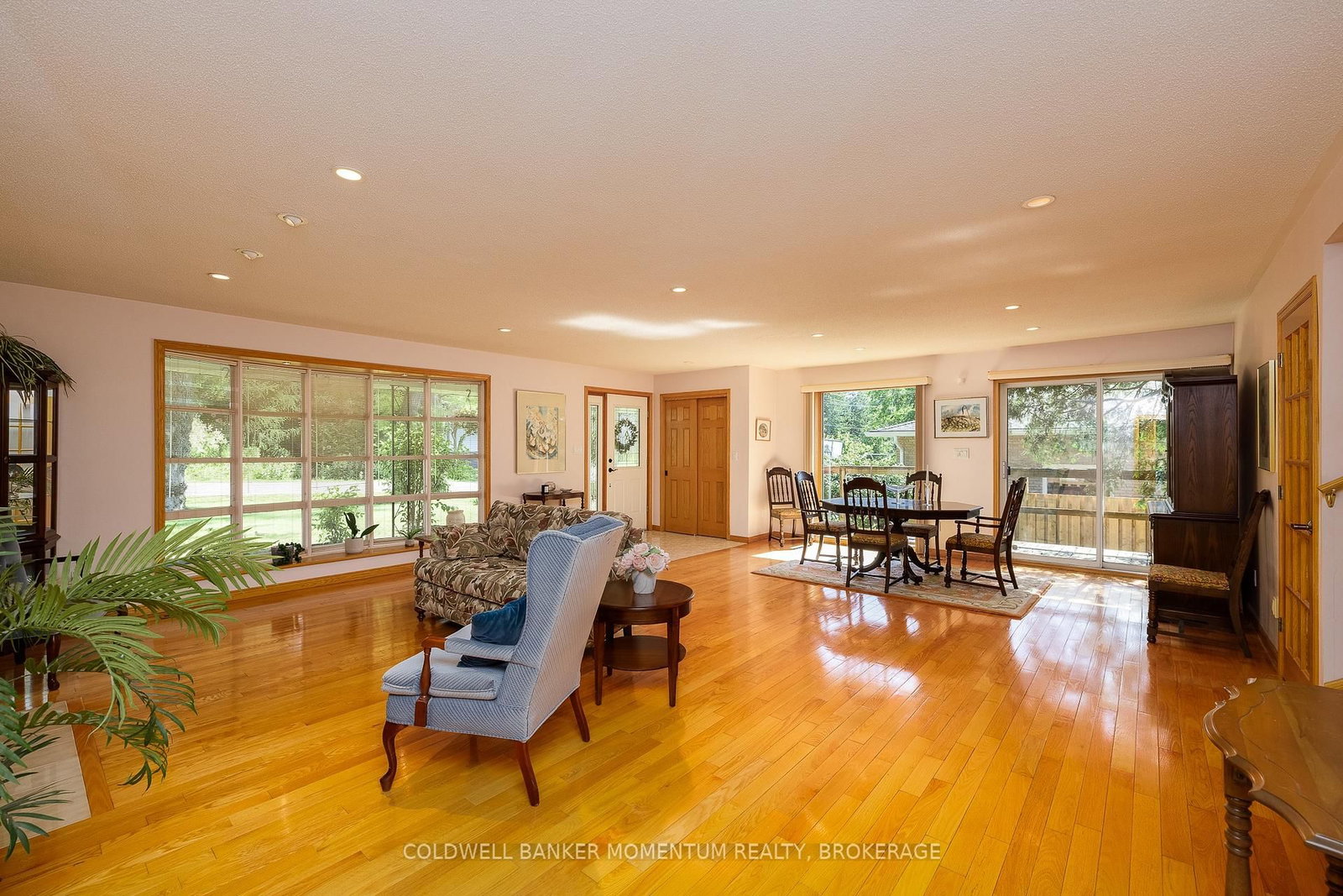 18 Pancake Lane • Pelham, ON photo 7