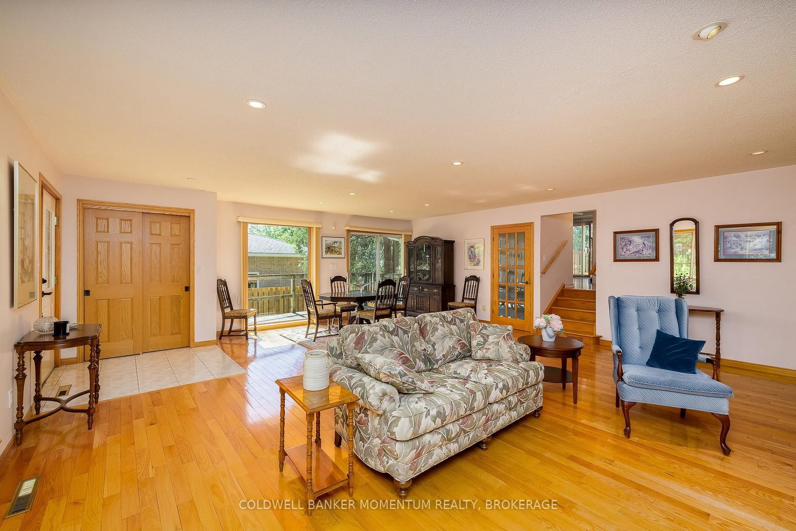 18 Pancake Lane • Pelham, ON photo 9
