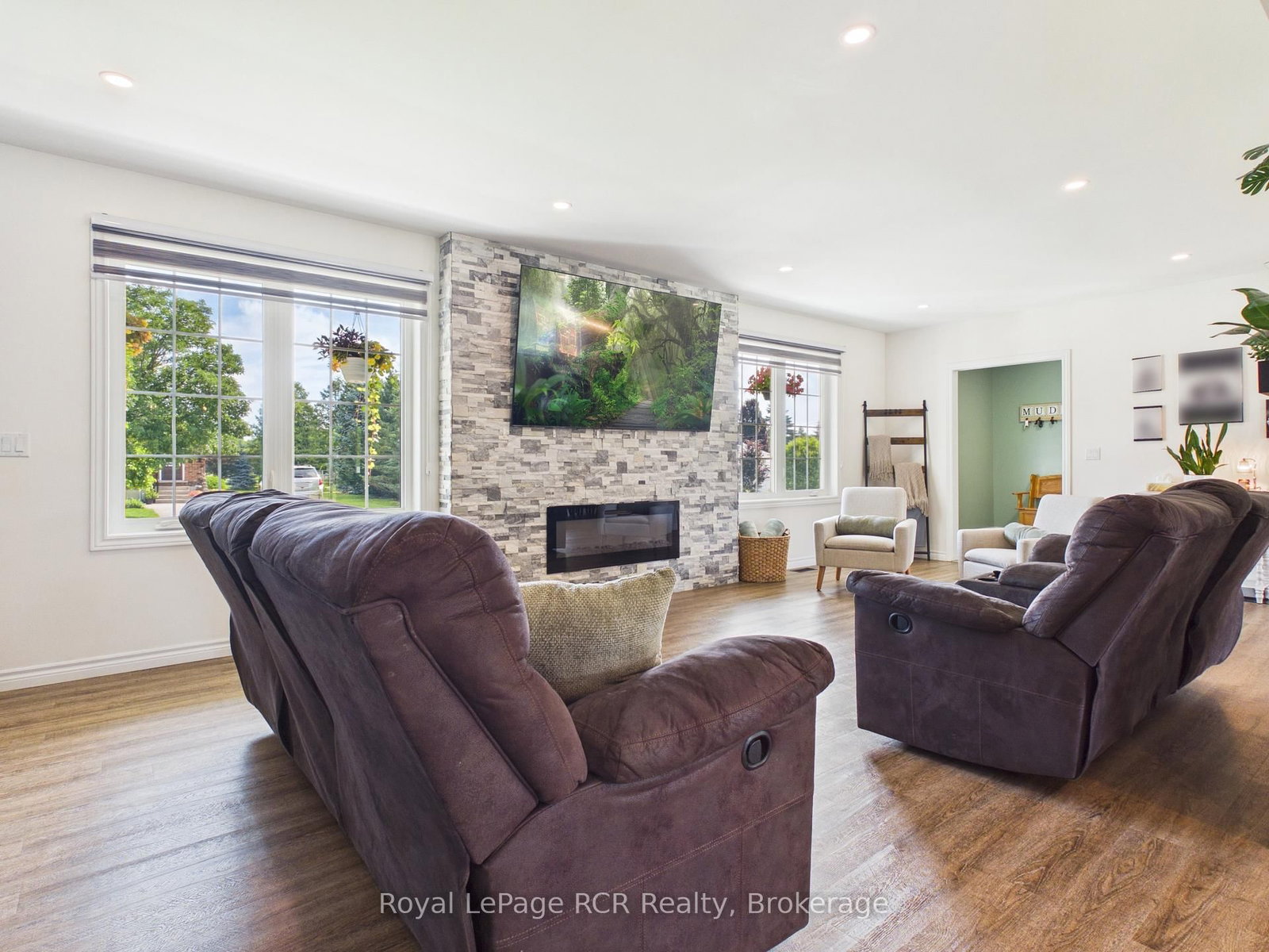 482 Wolsley Street • Huron-Kinloss, ON photo 12