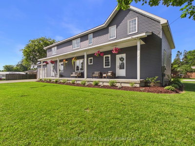 482 Wolsley Street • Huron-Kinloss, ON photo 2