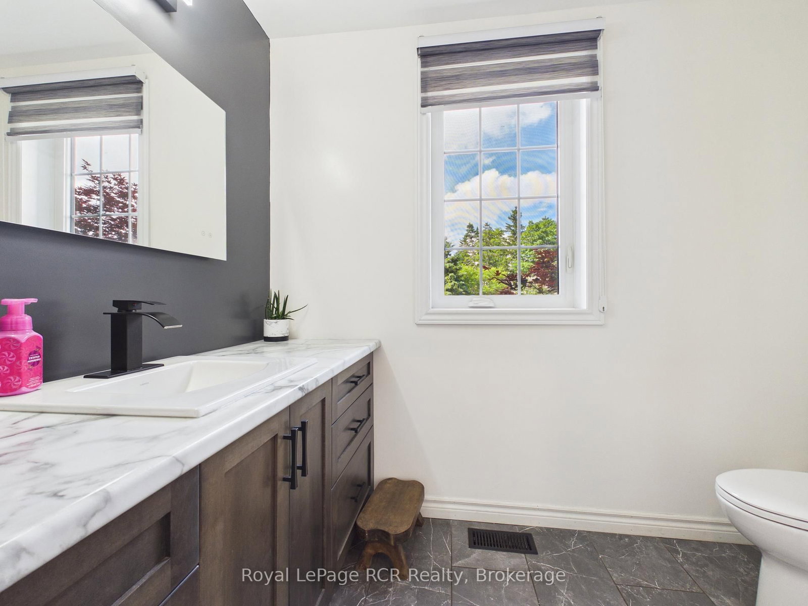 482 Wolsley Street • Huron-Kinloss, ON photo 26