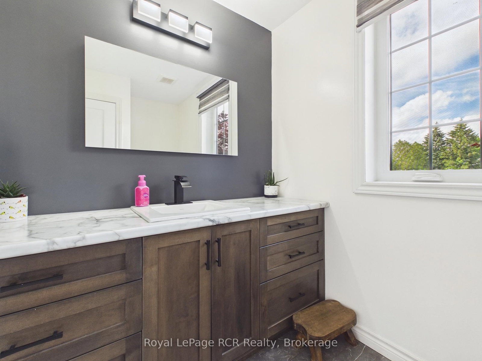 482 Wolsley Street • Huron-Kinloss, ON photo 27
