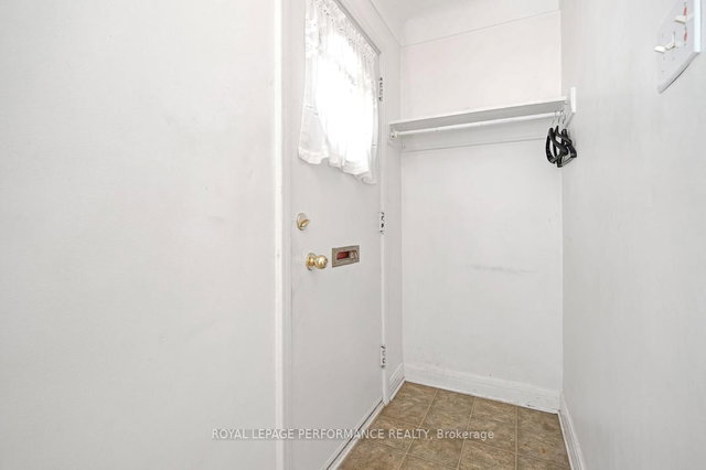 535 Dunbrack Street