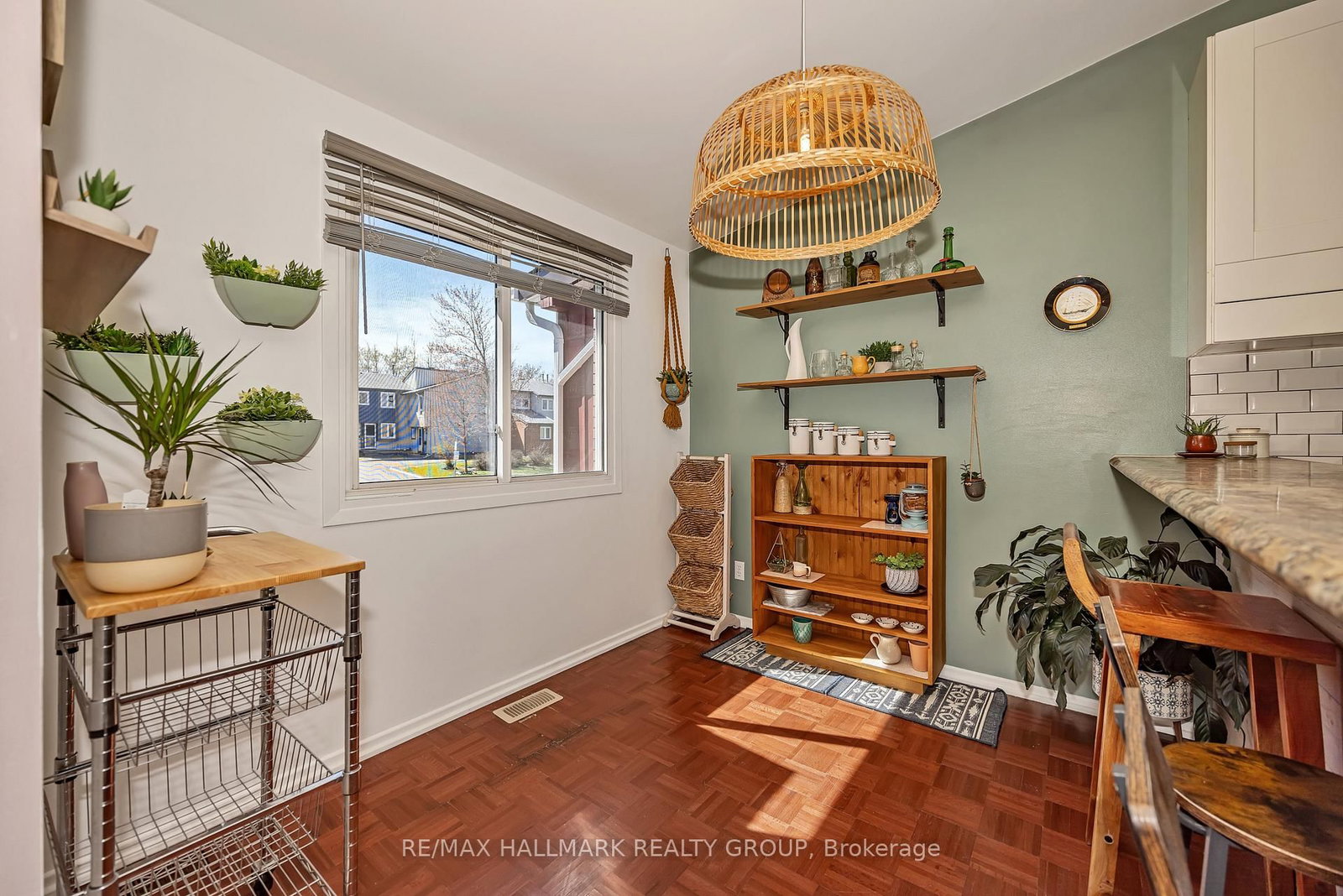 35 Benlea Drive • Ottawa, ON photo 12