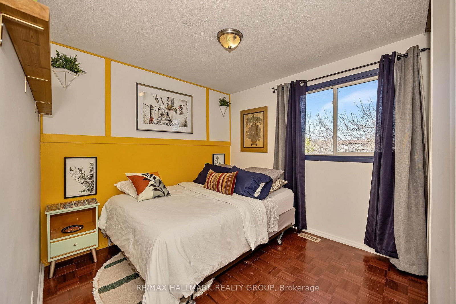 35 Benlea Drive • Ottawa, ON photo 24