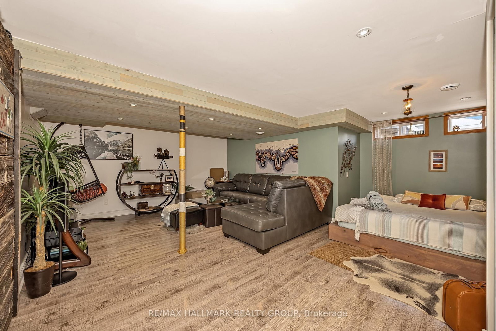 35 Benlea Drive • Ottawa, ON photo 35