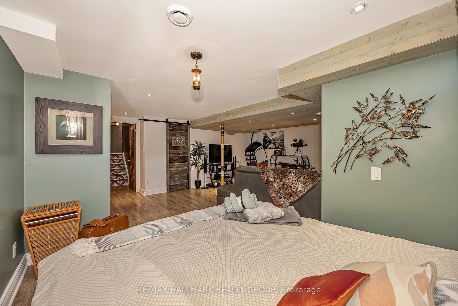 35 Benlea Drive • Ottawa, ON photo 36