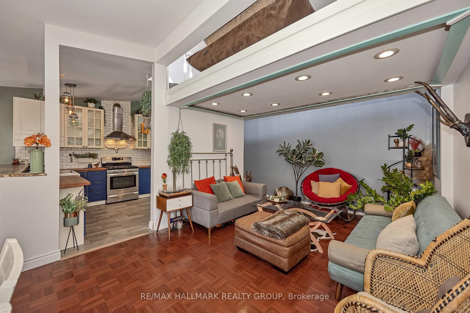 35 Benlea Drive • Ottawa, ON photo 6