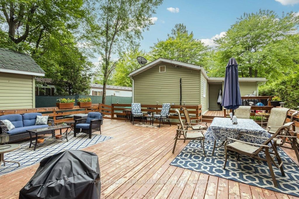 1039 Vista Barrett Private • Greely, ON photo 34