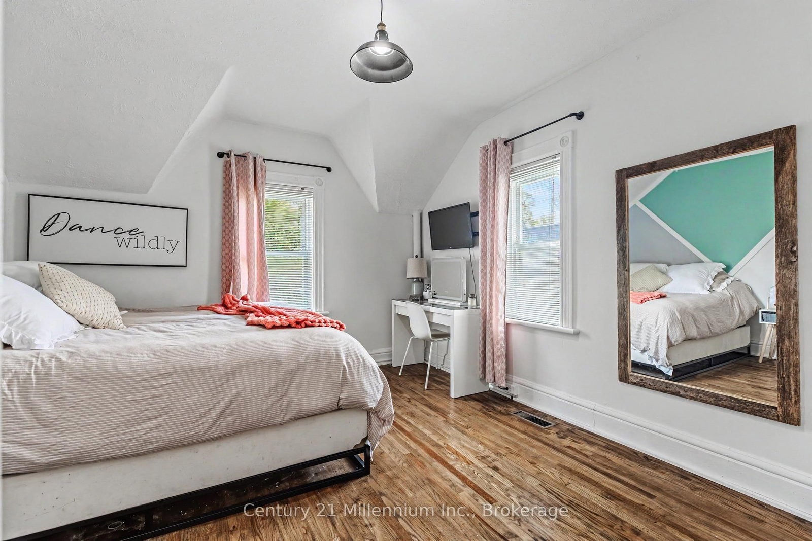 16 Peter Street • Grey Highlands, ON photo 35