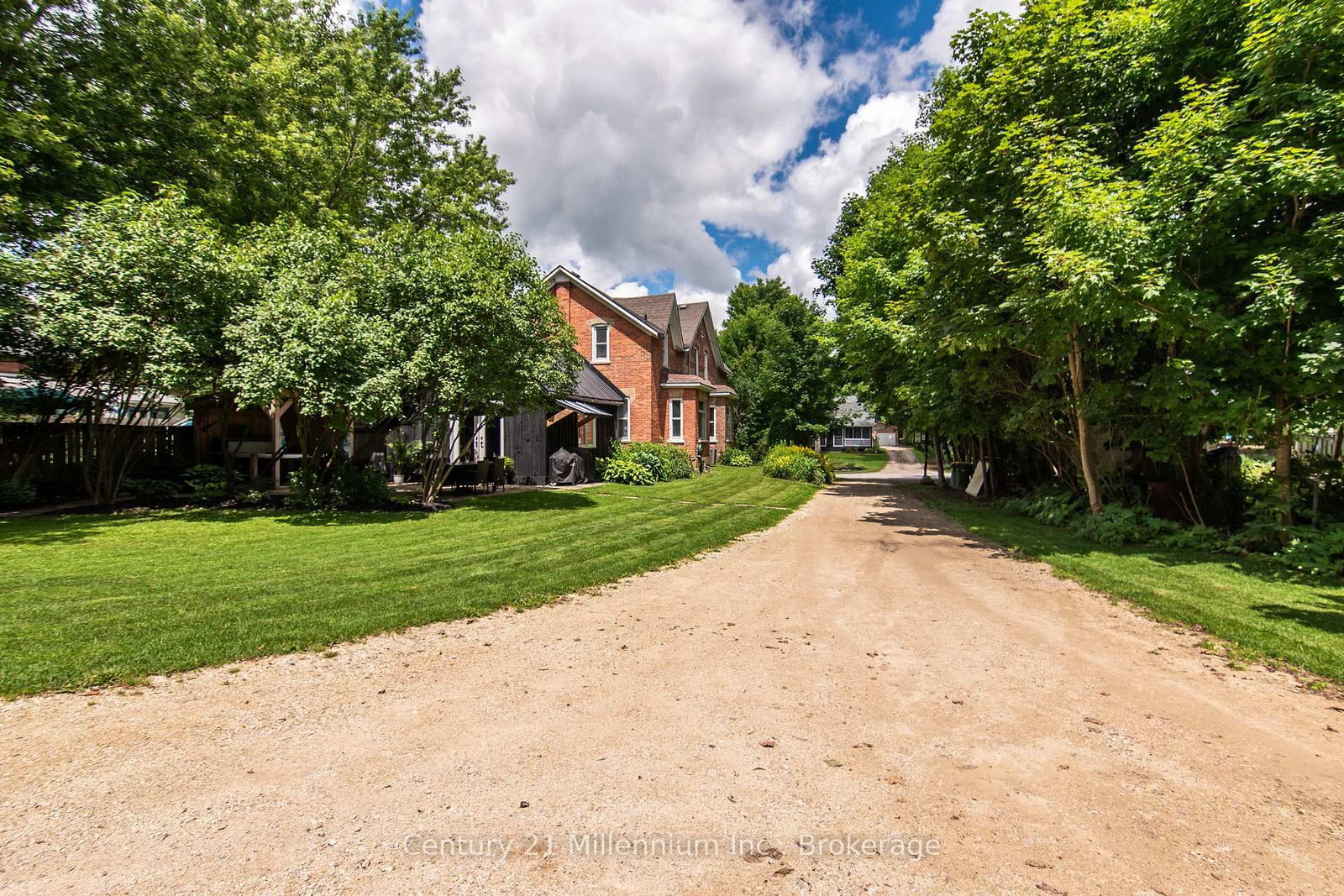 16 Peter Street • Grey Highlands, ON photo 43