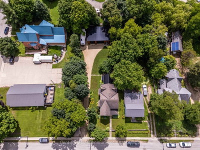16 Peter Street • Grey Highlands, ON photo 6