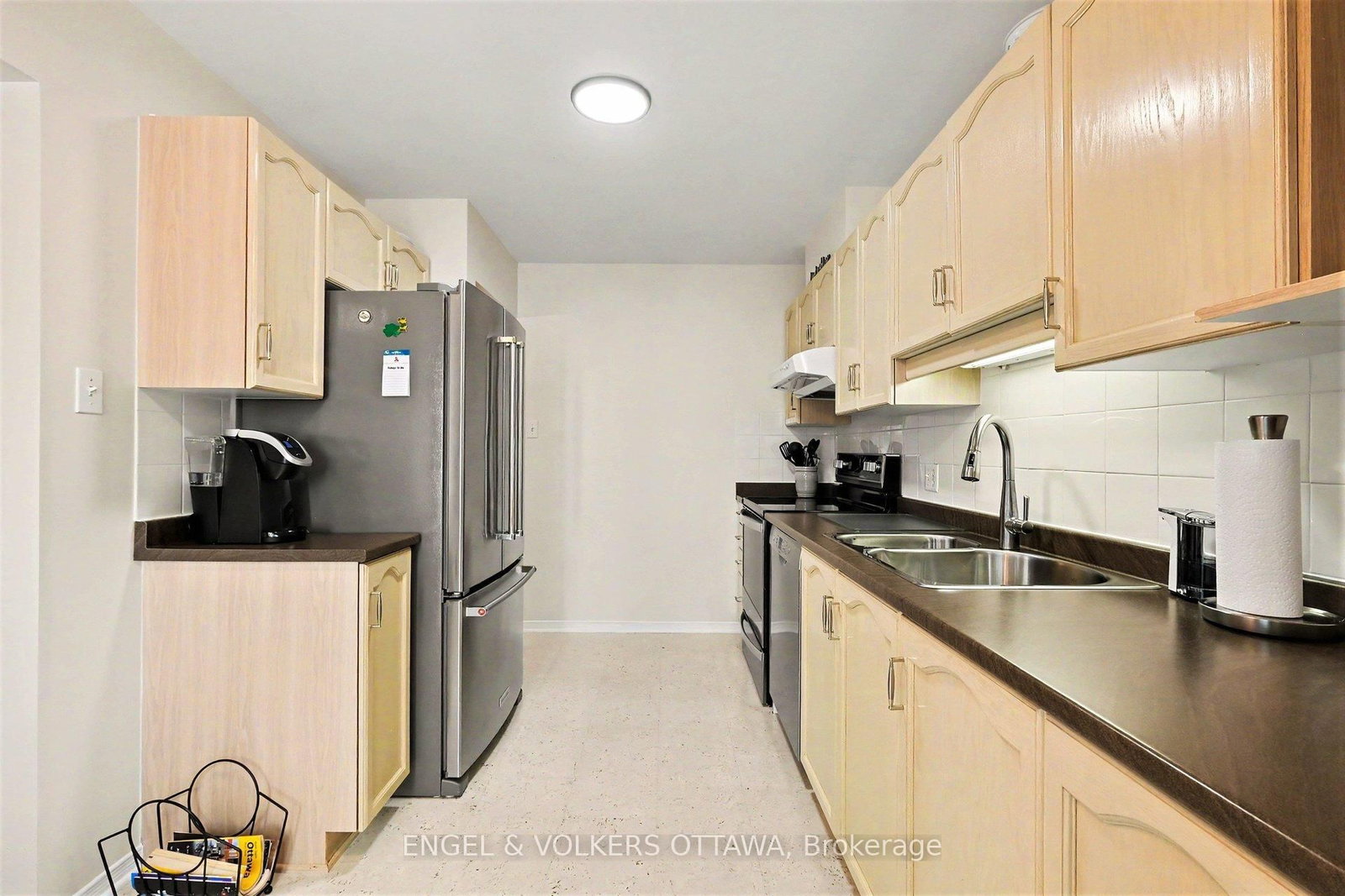19 Riverbank Court • Stittsville, ON photo 16