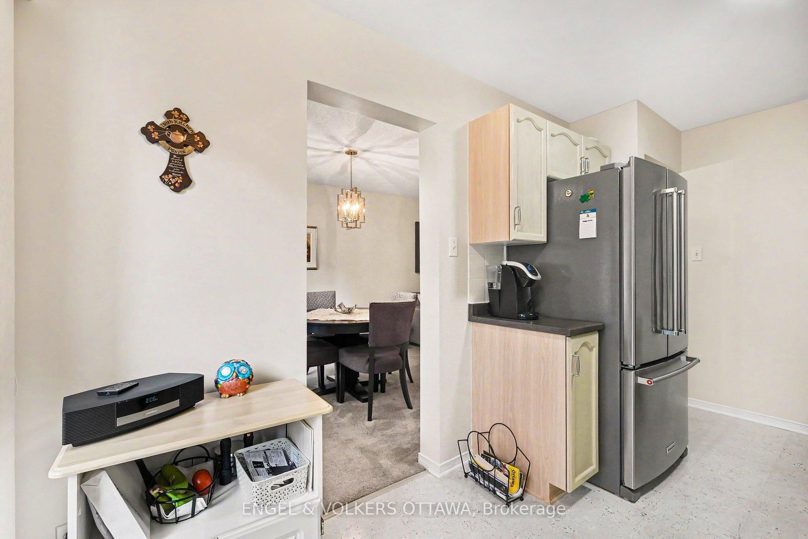19 Riverbank Court • Stittsville, ON photo 18