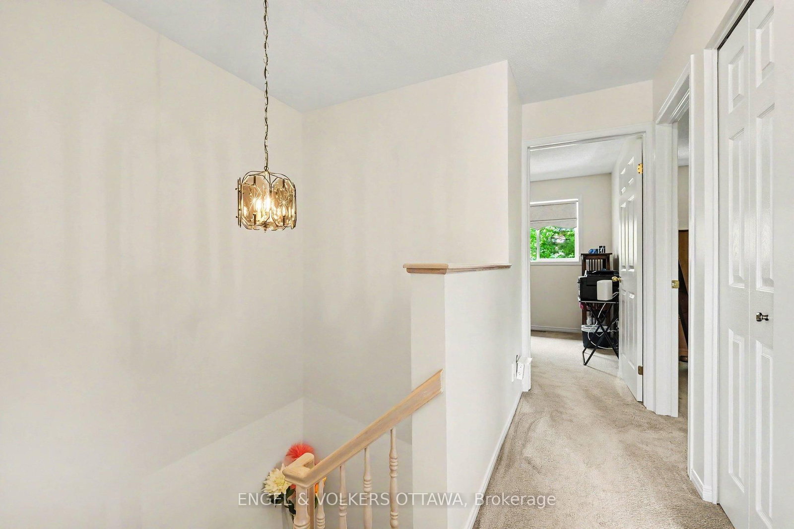 19 Riverbank Court • Stittsville, ON photo 27