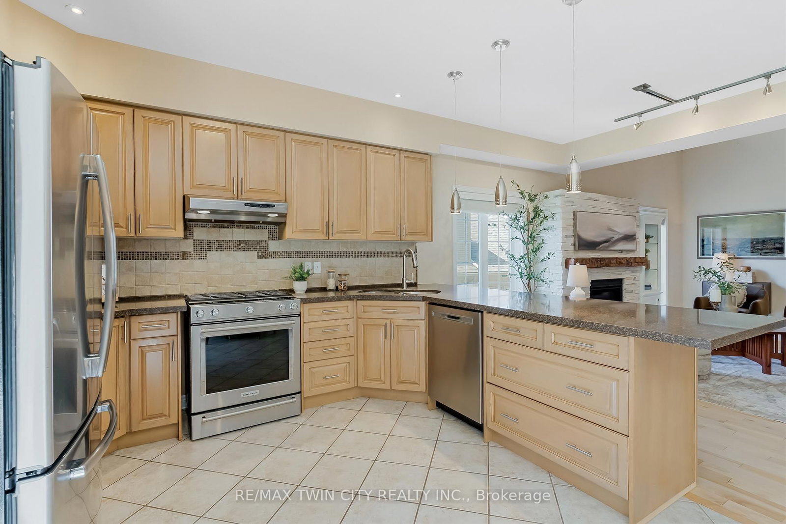 227 Chestnut Hill Crescent • Kitchener, ON photo 14