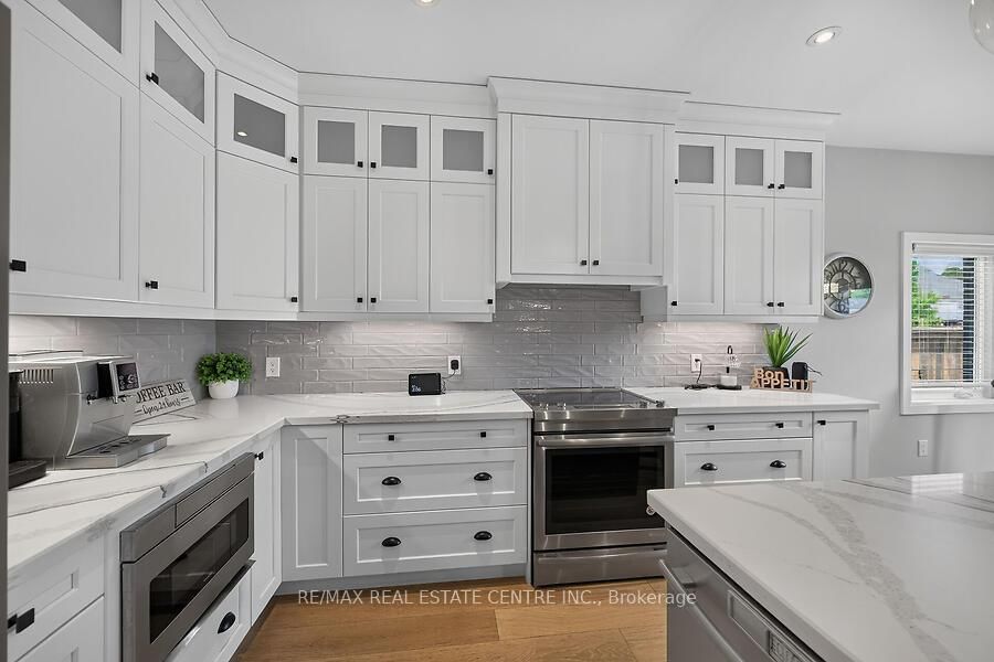 42 Bluenose Drive • Norfolk, ON photo 18