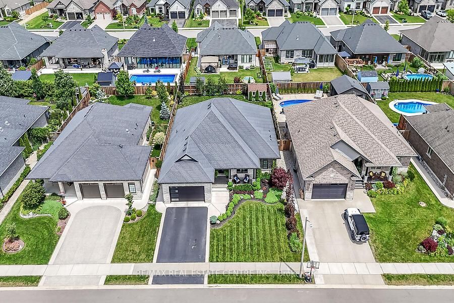 42 Bluenose Drive • Norfolk, ON photo 45