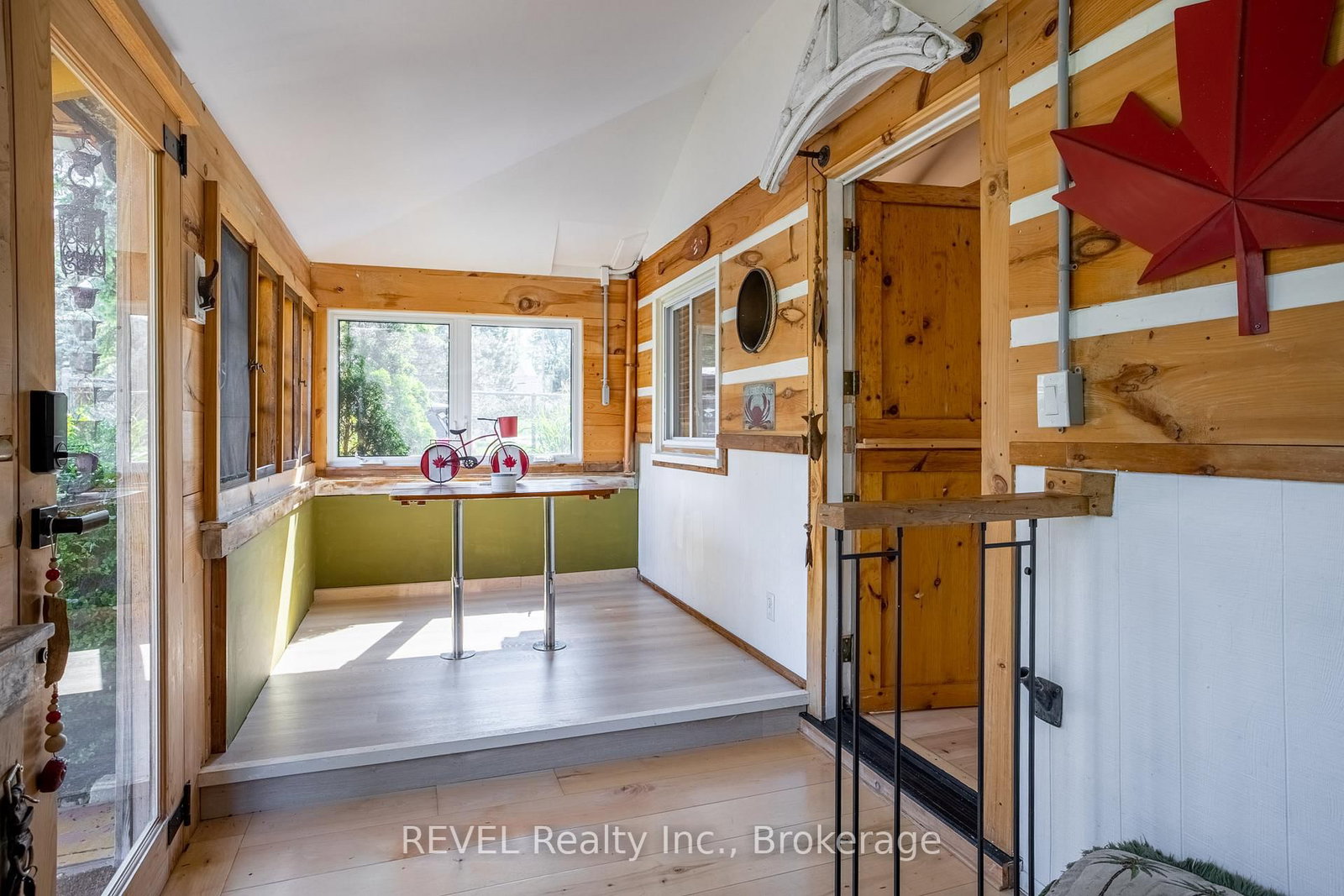 3816 Crystal Beach Drive • Fort Erie, ON photo 4
