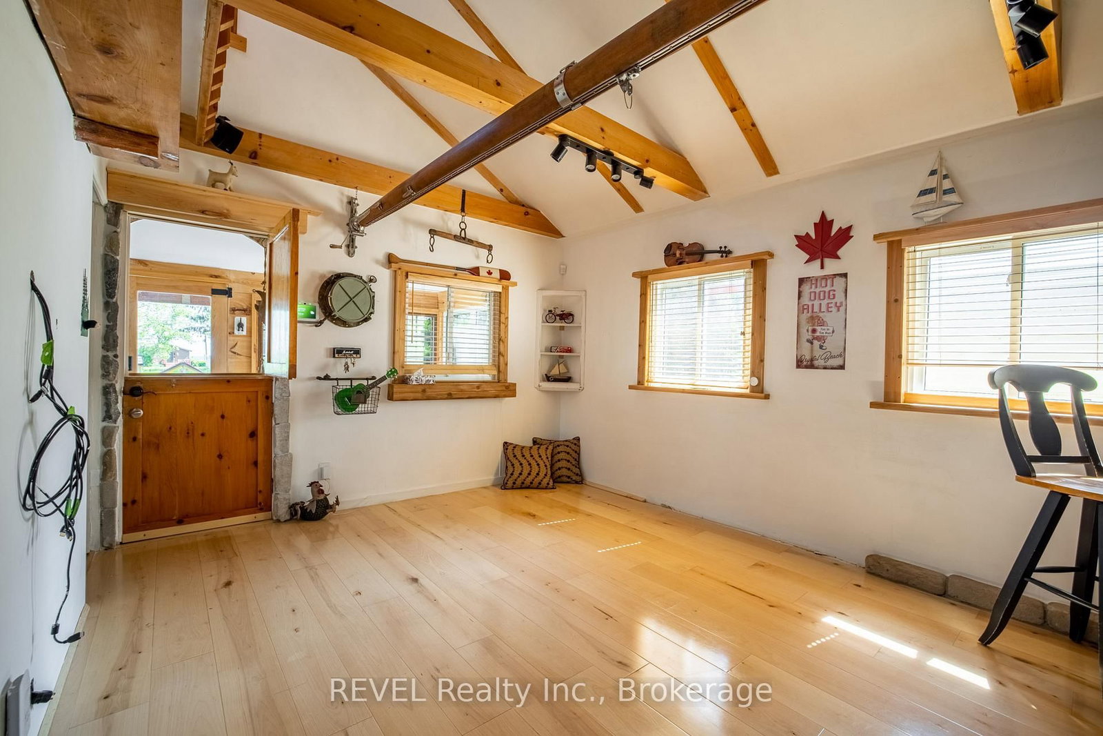 3816 Crystal Beach Drive • Fort Erie, ON photo 6
