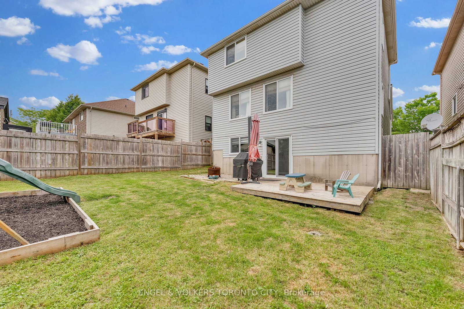 786 Hunters Gate Crescent • Woodstock, ON photo 44