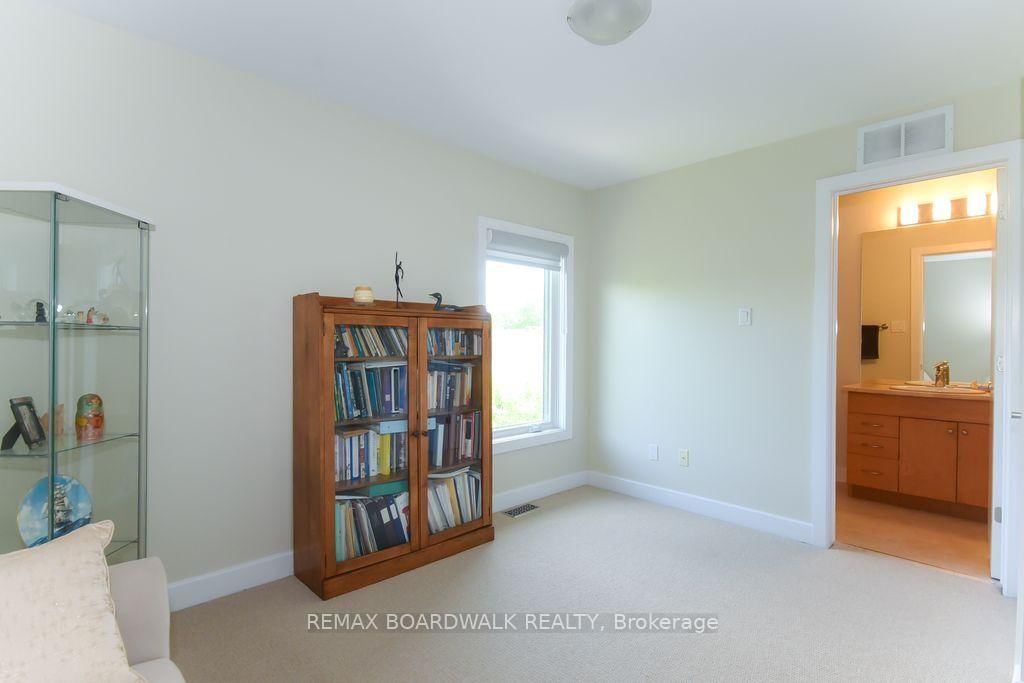51 Drouin Avenue • Ottawa, ON photo 35