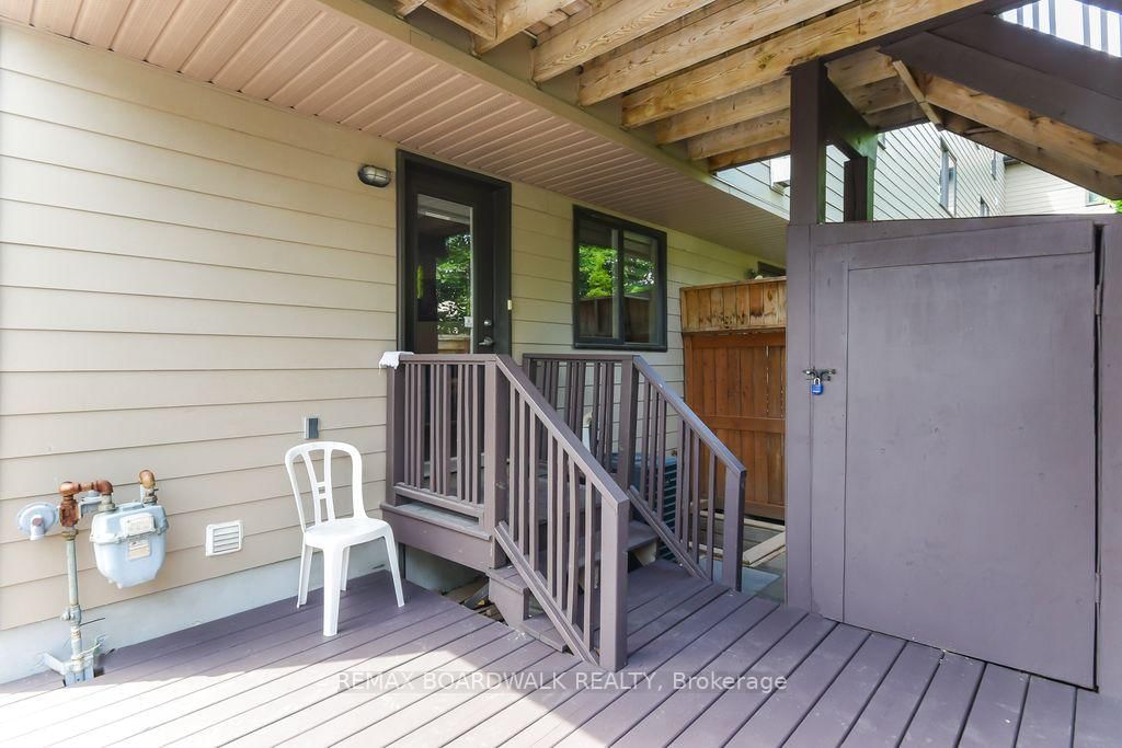 51 Drouin Avenue • Ottawa, ON photo 6