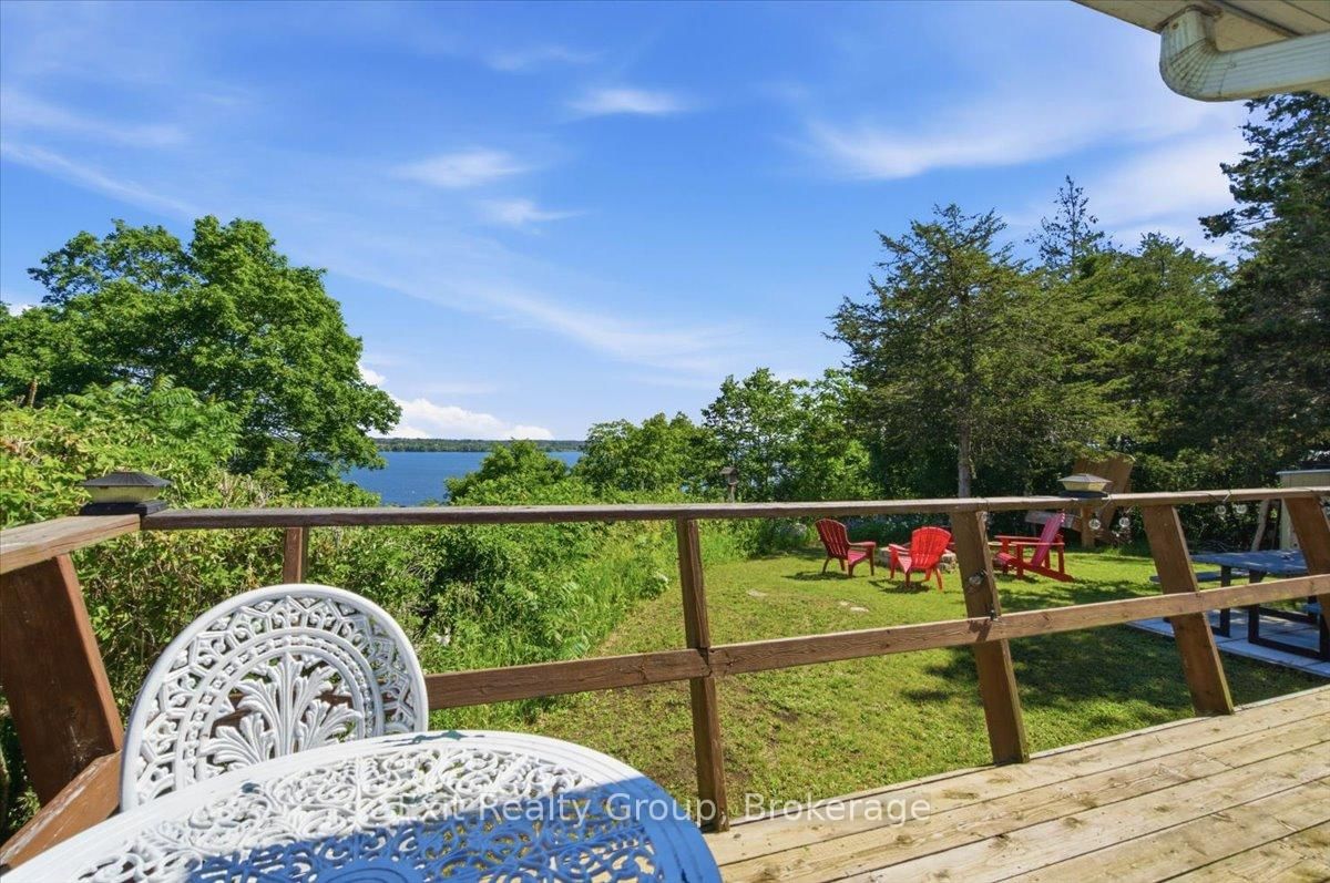 1154 County Rd 14 • Prince Edward County, ON photo 1
