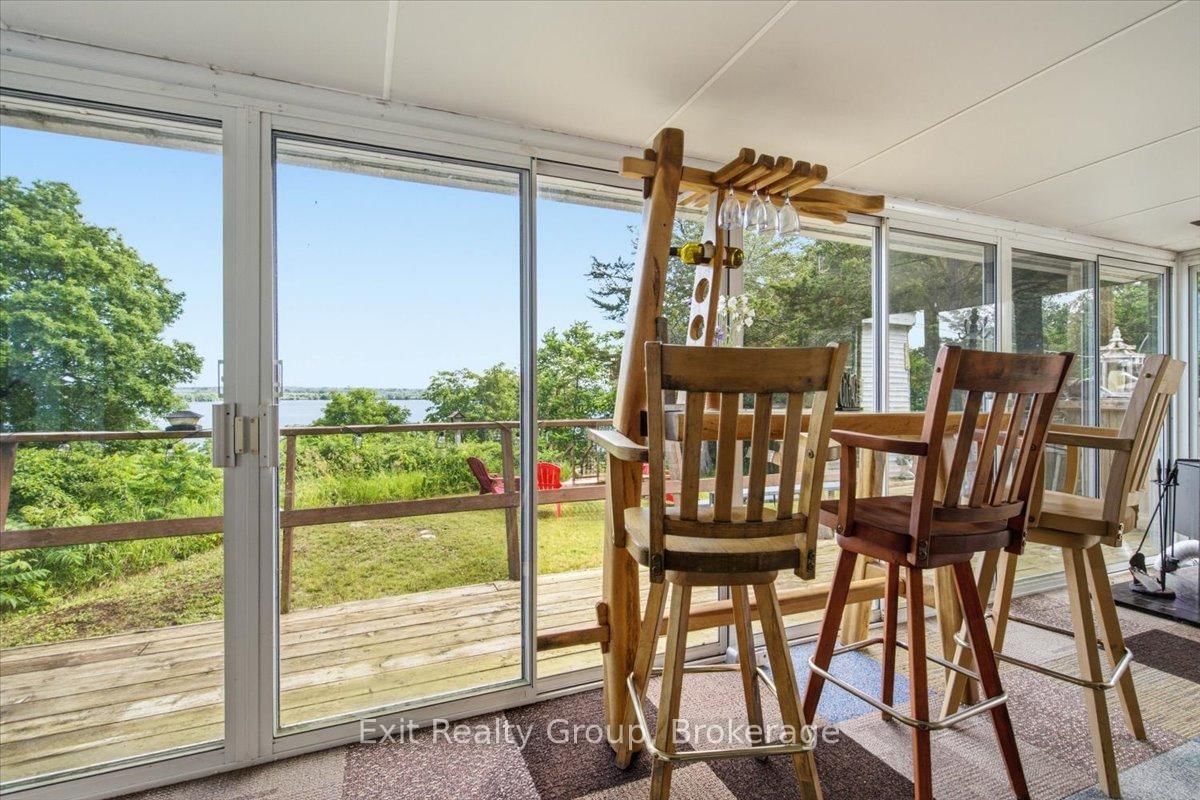 1154 County Rd 14 • Prince Edward County, ON photo 10