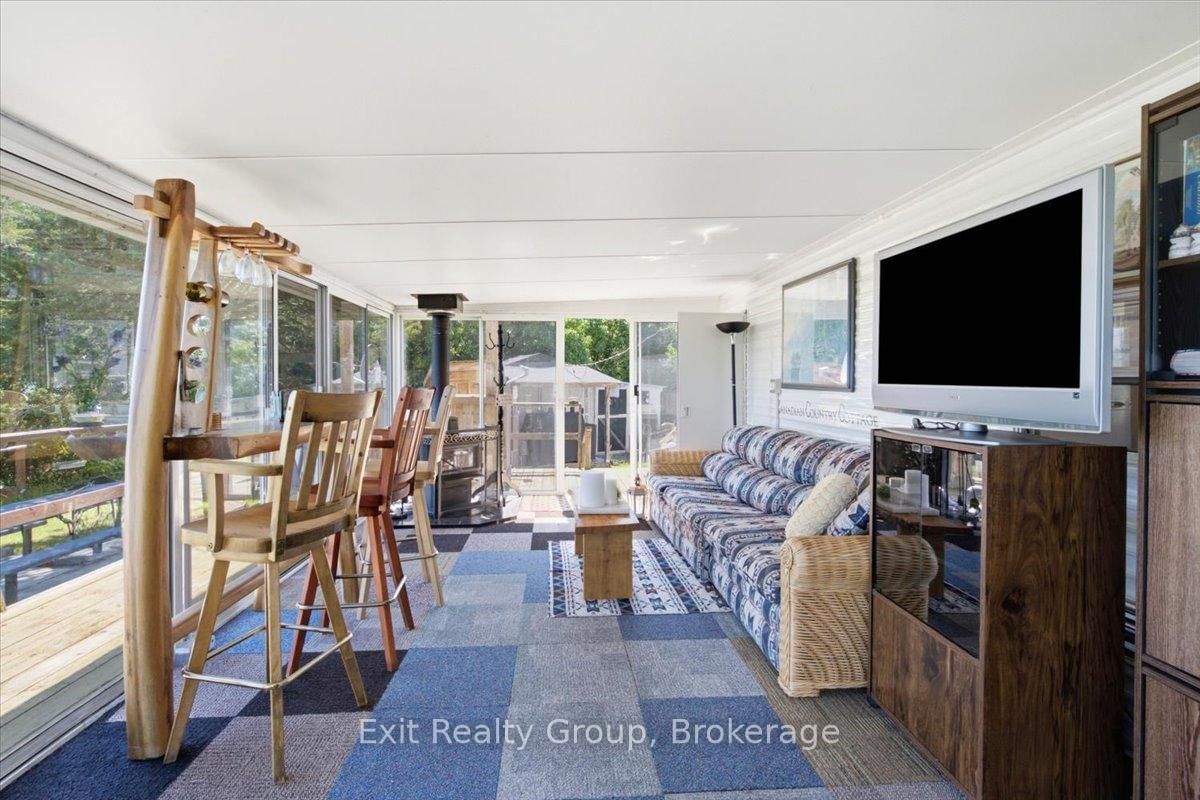 1154 County Rd 14 • Prince Edward County, ON photo 13