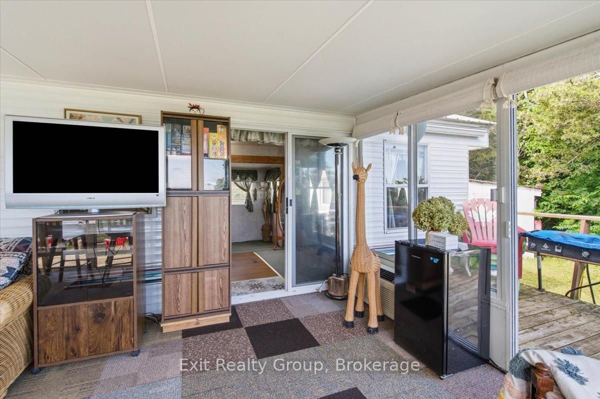 1154 County Rd 14 • Prince Edward County, ON photo 14
