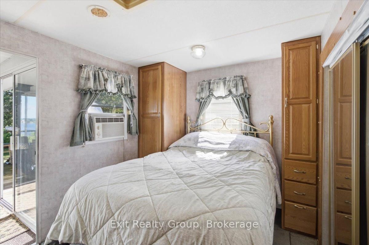 1154 County Rd 14 • Prince Edward County, ON photo 24