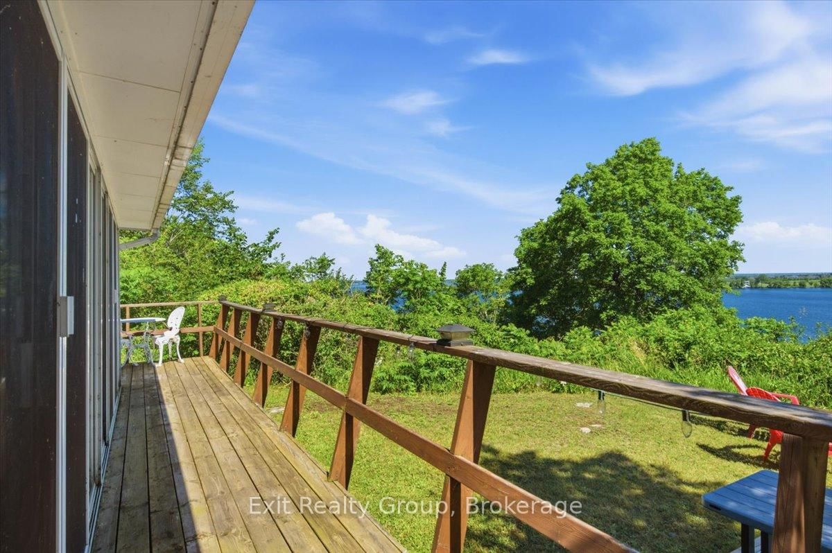 1154 County Rd 14 • Prince Edward County, ON photo 26