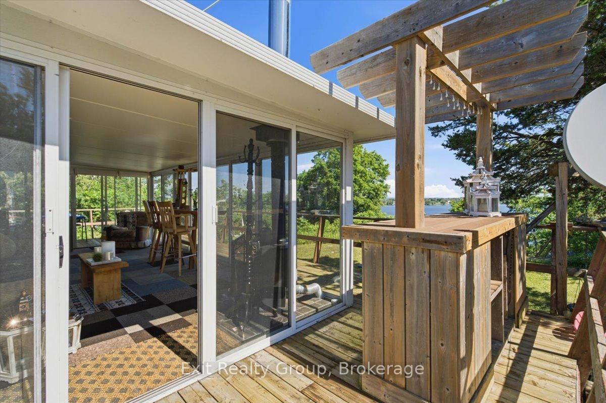 1154 County Rd 14 • Prince Edward County, ON photo 28