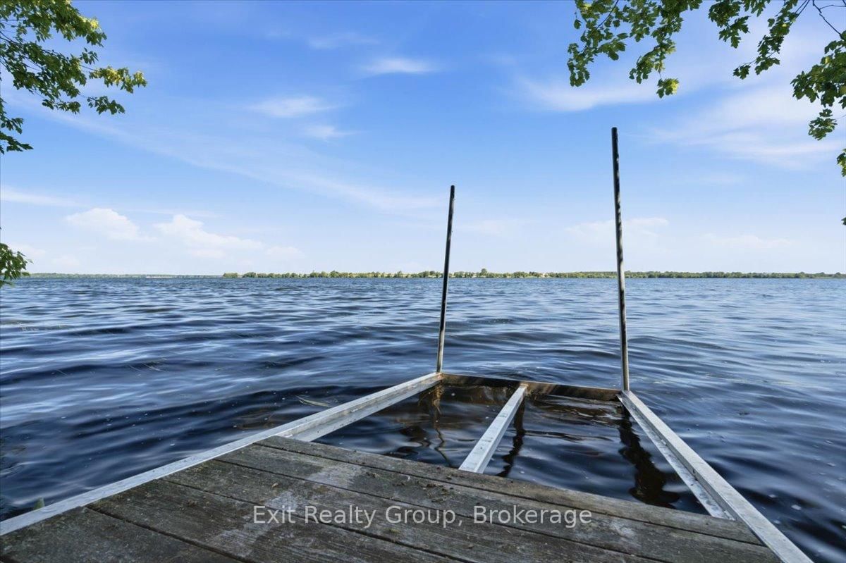 1154 County Rd 14 • Prince Edward County, ON photo 36