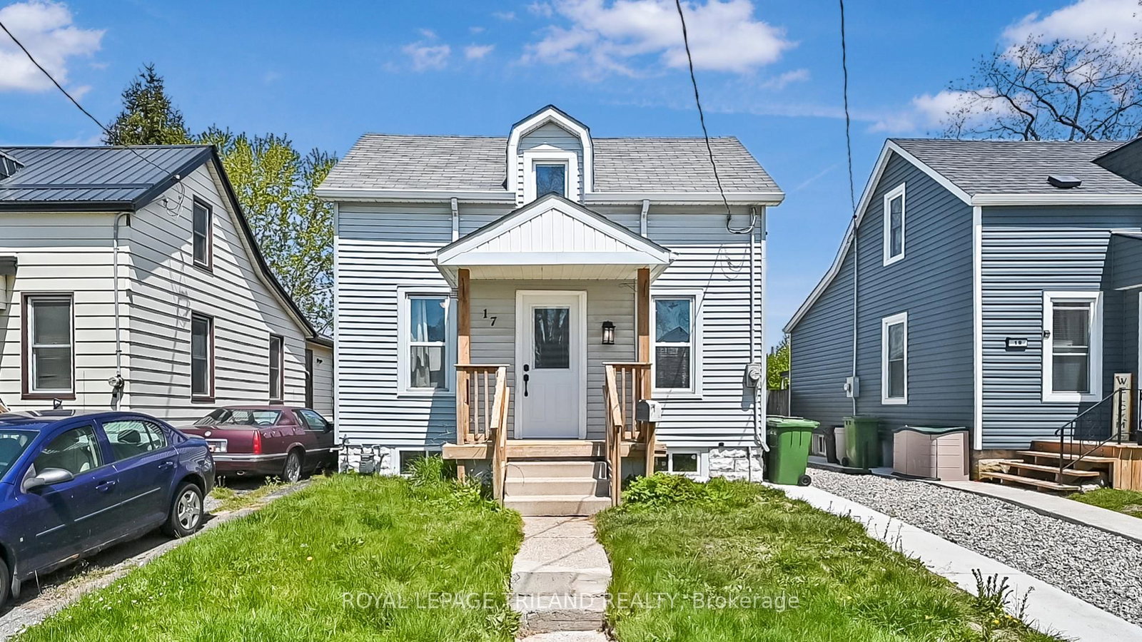 17 TRAFALGAR Street • St. Thomas, ON photo 1