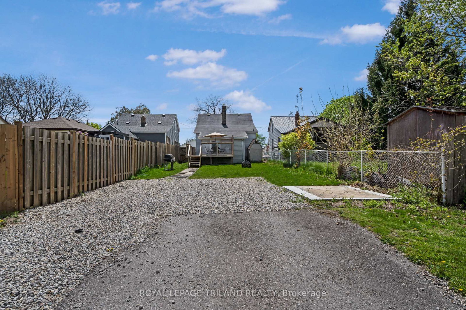 17 TRAFALGAR Street • St. Thomas, ON photo 29