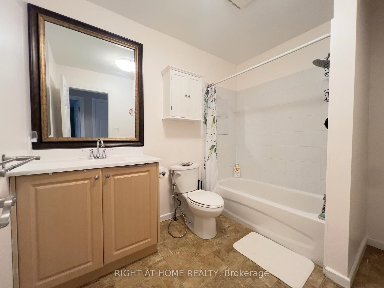 39 Cumming Street • St. Catharines, ON photo 15