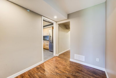 114 Dalegrove Drive — photo 4