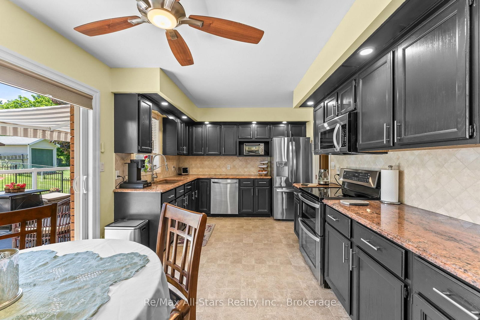 54 Bluewater Avenue • Kawartha Lakes, ON photo 10