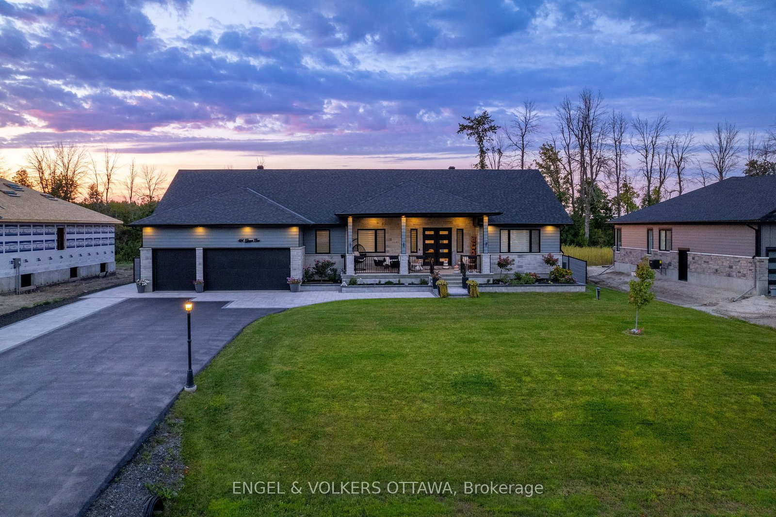 424 Ginger Crescent • Metcalfe, ON photo 1