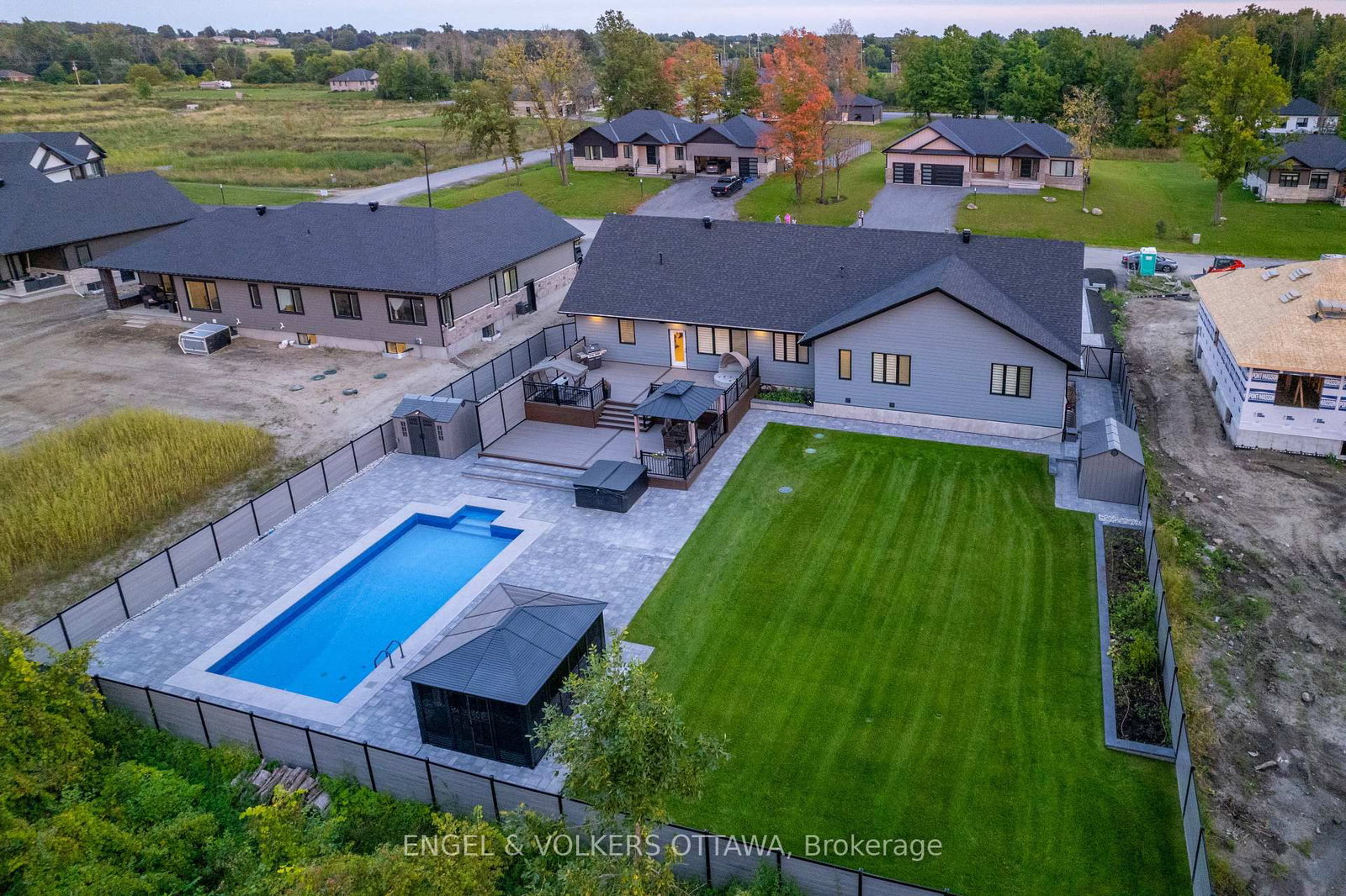 424 Ginger Crescent • Metcalfe, ON photo 43