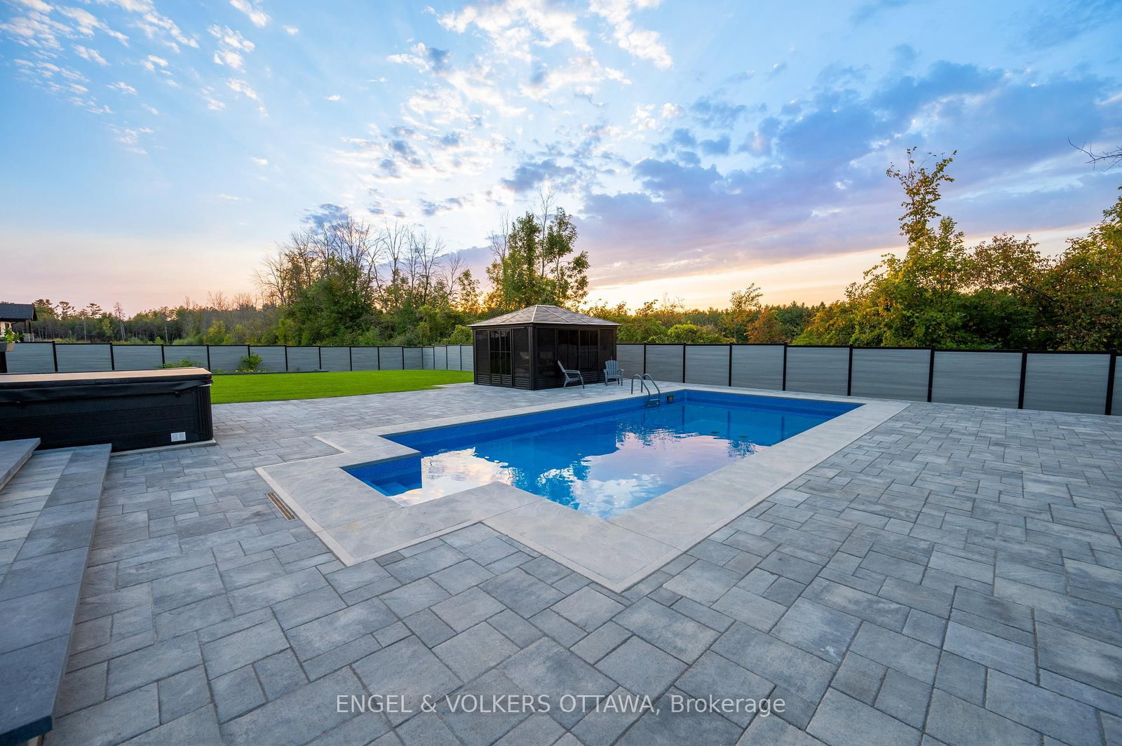 424 Ginger Crescent • Metcalfe, ON photo 48