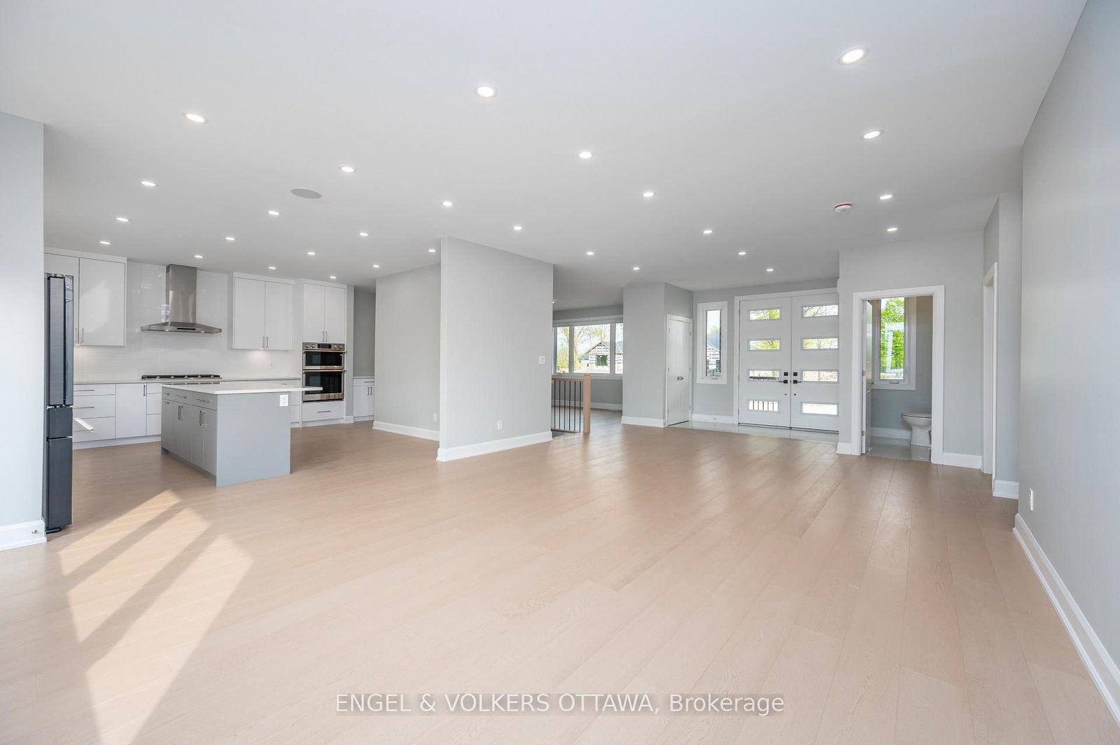 424 Ginger Crescent • Metcalfe, ON photo 6