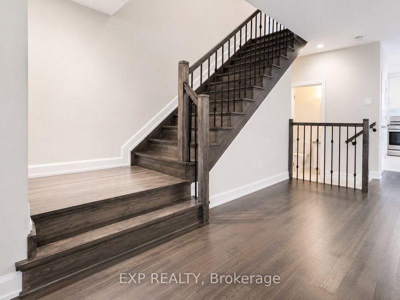 528 LUCENT Street