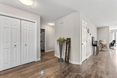 7 Windward Way S • Ashfield-Colborne-Wawanosh, ON photo 9