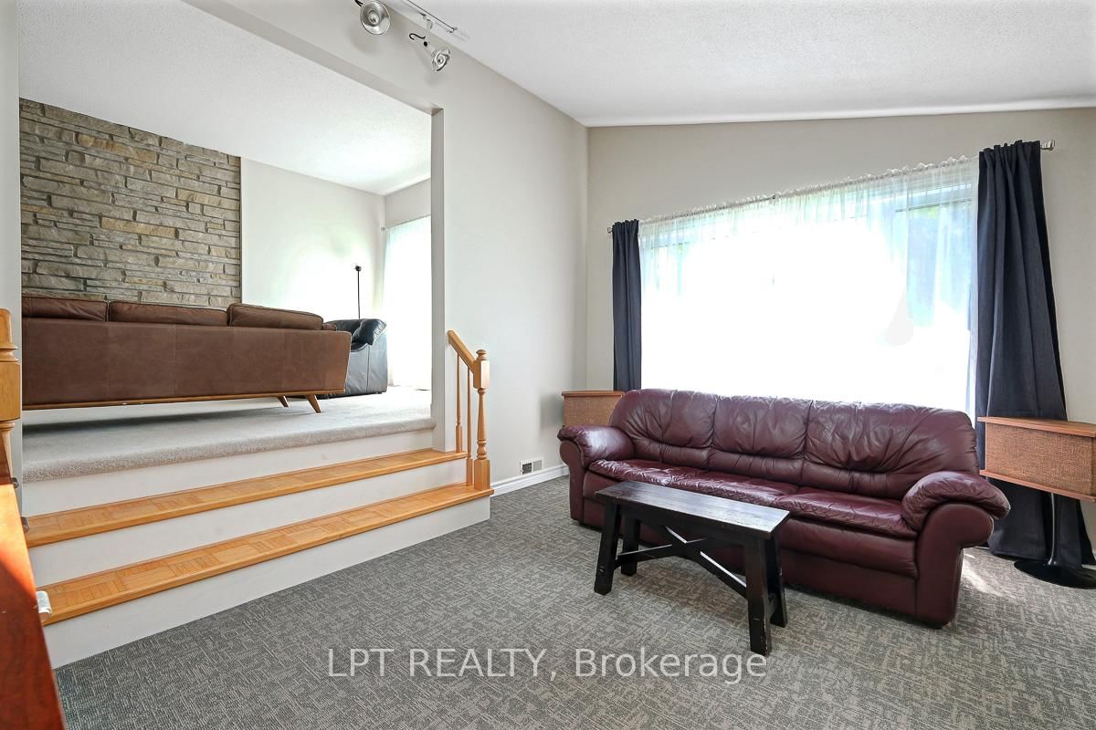 1772 Dunkirk Crescent • Ottawa, ON photo 11